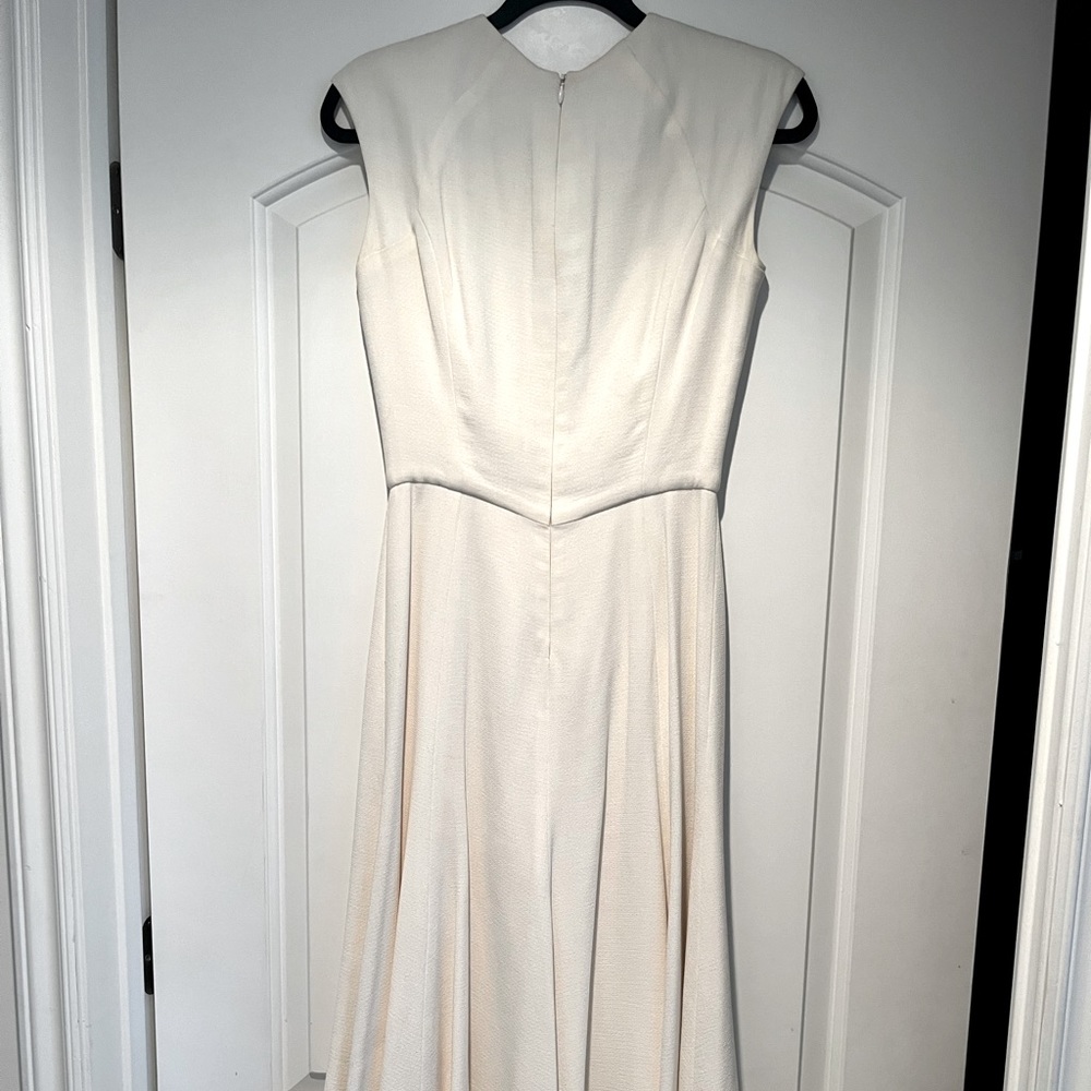 Monique Lhuillier ivory crepe a line wedding dress size 2